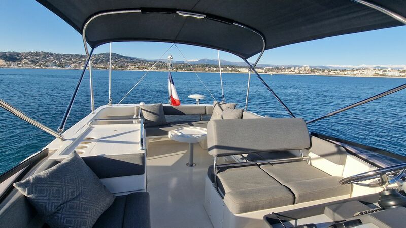 RIVIERA 39 FLY 